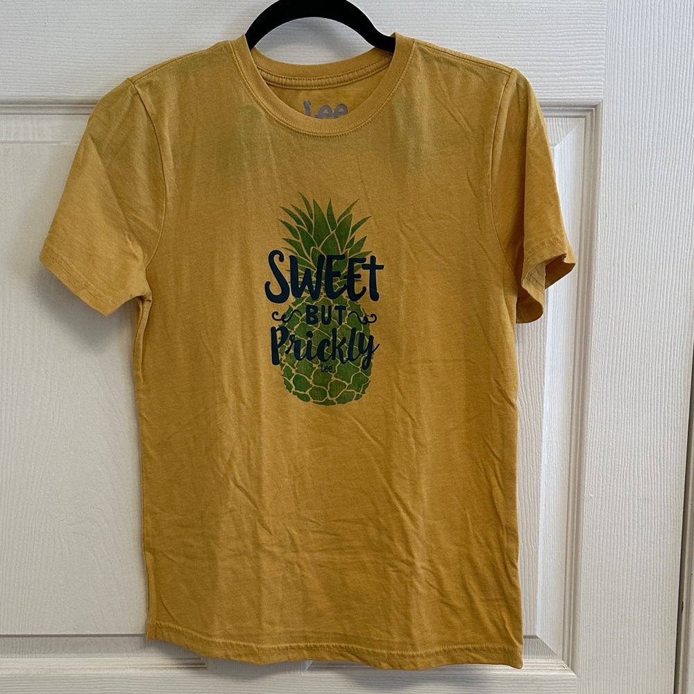 Lee Yellow Pineapple Graphic T-Shirt